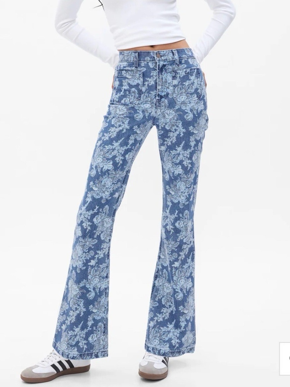 NWT GAP x Loveshackfancy 25” 0R 70’s Flare High Rise Jeans - Floral Medium Wash